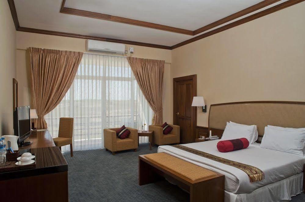 Junction Hotel Nay Pyi Taw Naypyidaw Εξωτερικό φωτογραφία